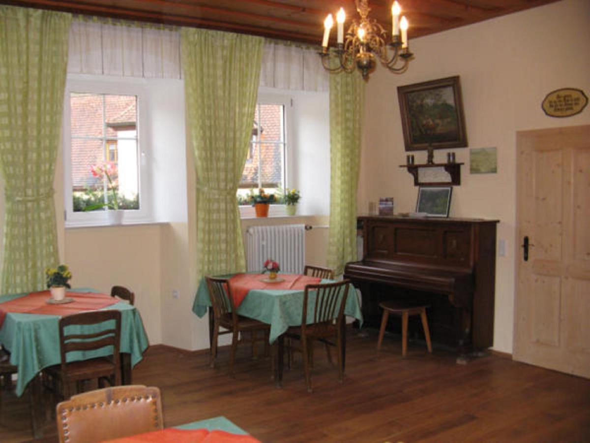 Herrnmuehle - Pension & Ferienwohnungen Rothenburg ob der Tauber Eksteriør bilde
